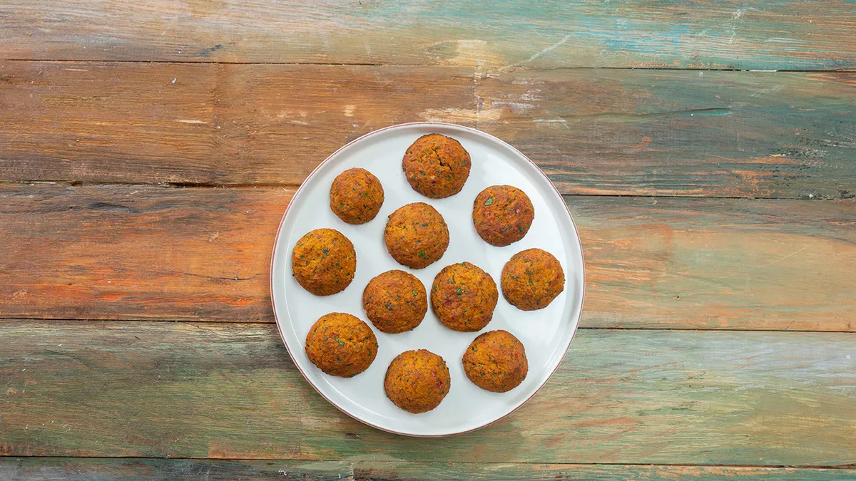 Falafel Nasıl Yapılır? Hem Çok Doyurucu Hem Diyet Dostu Falafel Tarifi