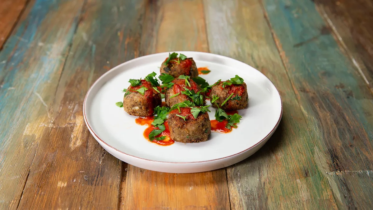 Veganlar İçin Protein Deposu: Mantarlı Fasulyeli Vegan Köfte Tarifi